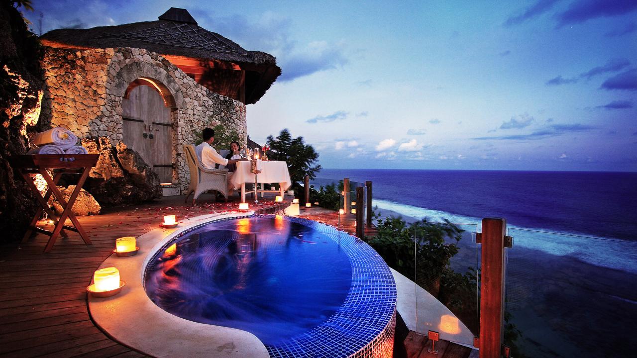 Affordable luxury resorts in Bali with private pools and ocean views